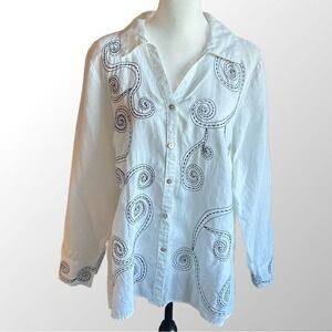 Autograph Top Women's 1X White with Black‎ Embroidery 100% Linen Button Front